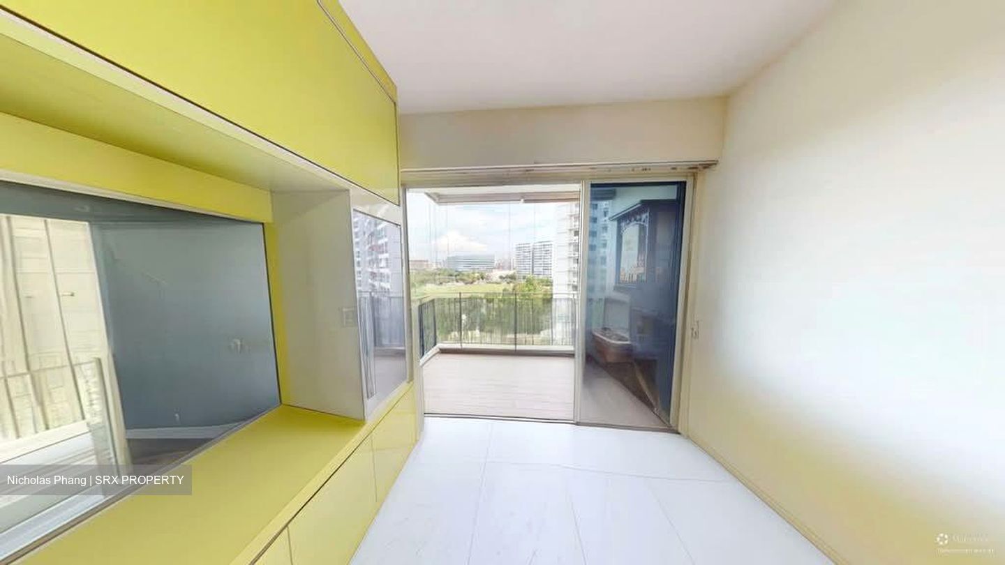 CityLife @ Tampines (D18), Condominium #574190711